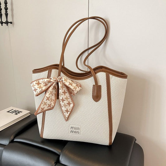 233 USD（Free shipping）--Simple and Elegant, a Versatile Choice - Handbag(多个包修改链接）