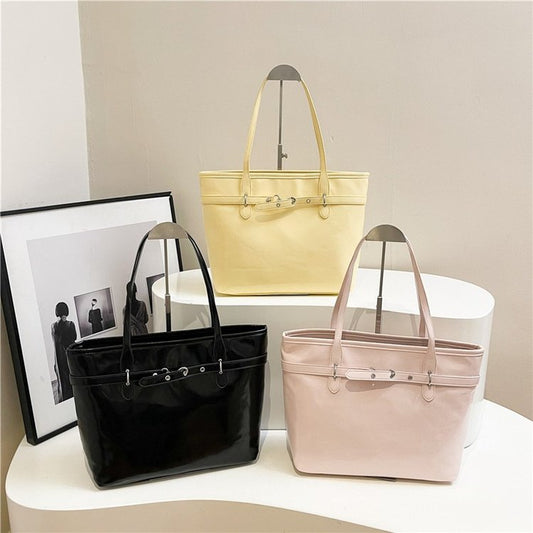 179.9 USD--Simple and Elegant, a Versatile Choice - Handbag