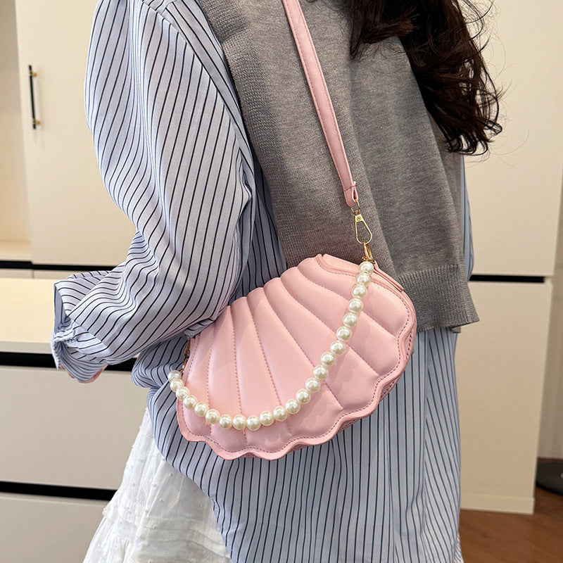 149.9USD--Simple and Elegant, a Versatile Choice - Handbag