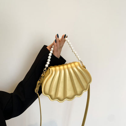 149.9USD--Simple and Elegant, a Versatile Choice - Handbag