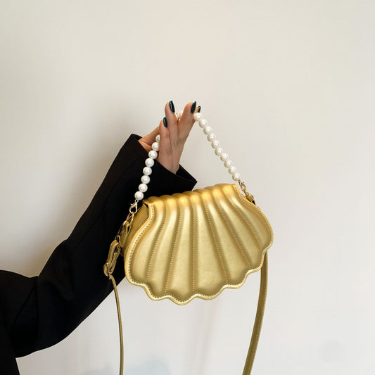 149.9USD--Simple and Elegant, a Versatile Choice - Handbag